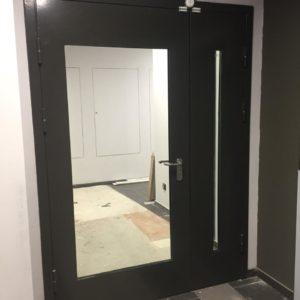 Ударостойкая (антивандальная) противопожарная дверь / серия FRM7473